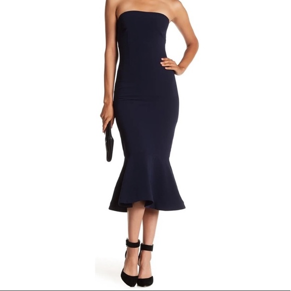 cinq a sept Dresses & Skirts - Cinq a Sept Luna Strapless Flounce Dress - Navy